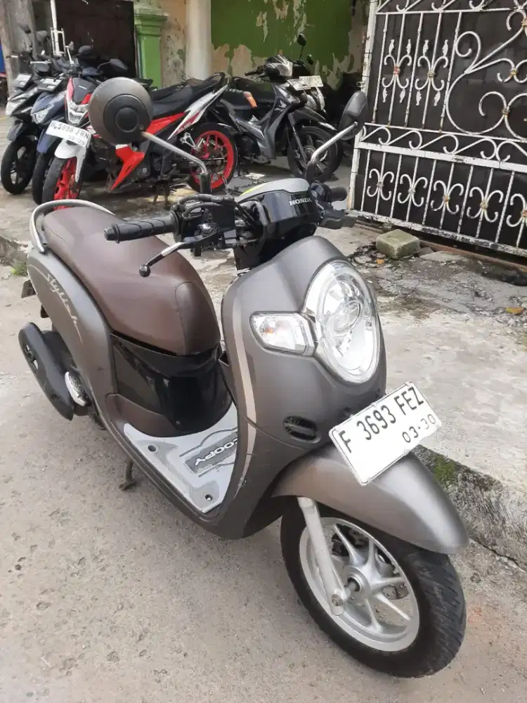 Honda Scoopy Donut 2020 Remote,ss lengkap, mesin bagus,plat F Cibinong