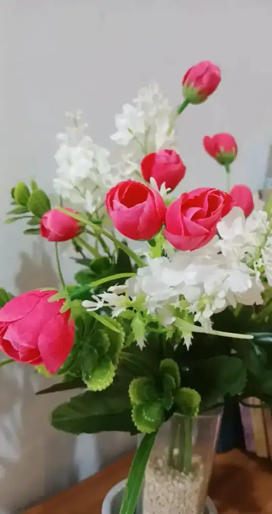 DI BUTUHKAN ART KOST MENGINAP DI TANGERANG