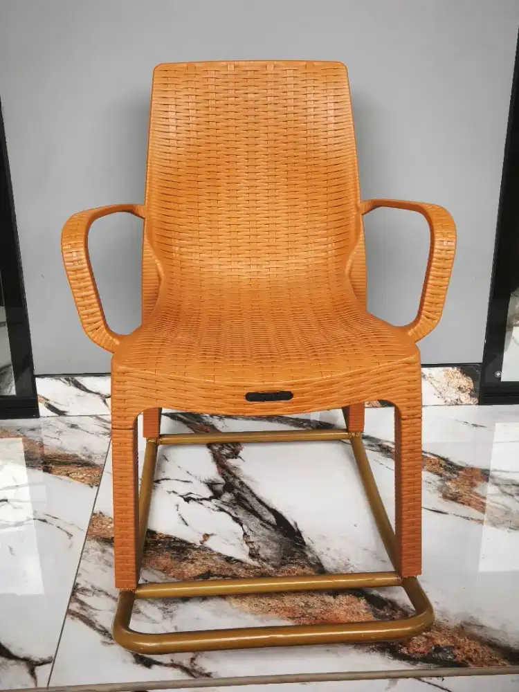 Kursi Goyang Napolly