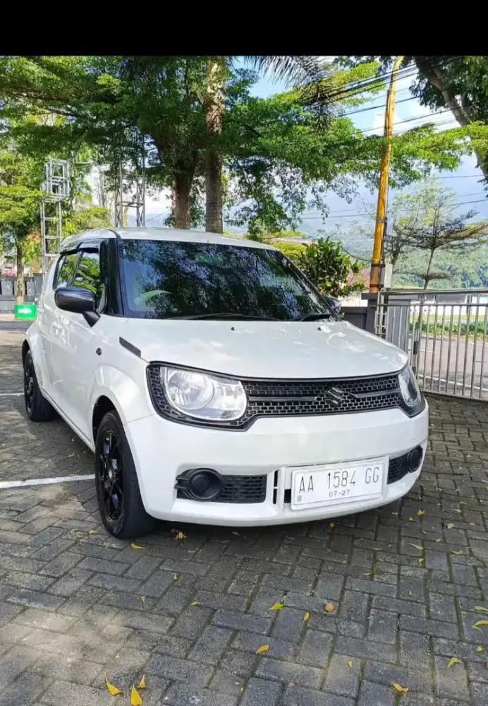 Mobil suzuki ignis 2017