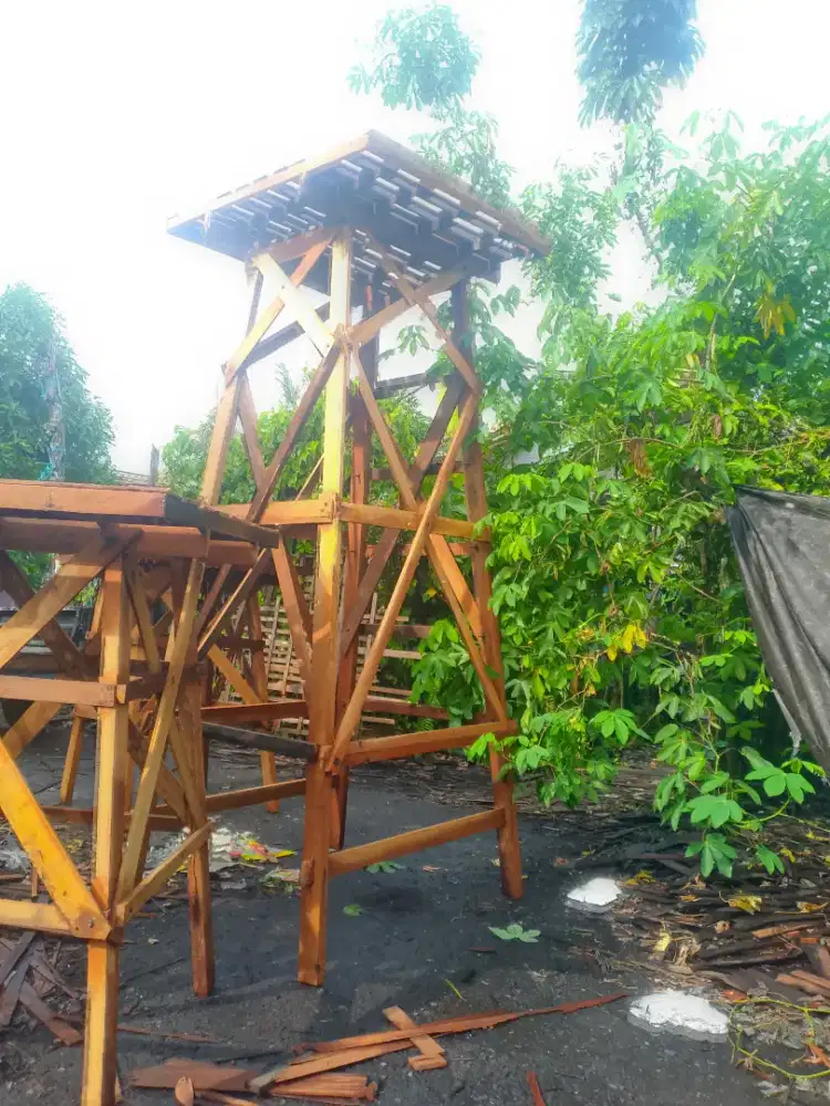 Tempat tandon menara ulin