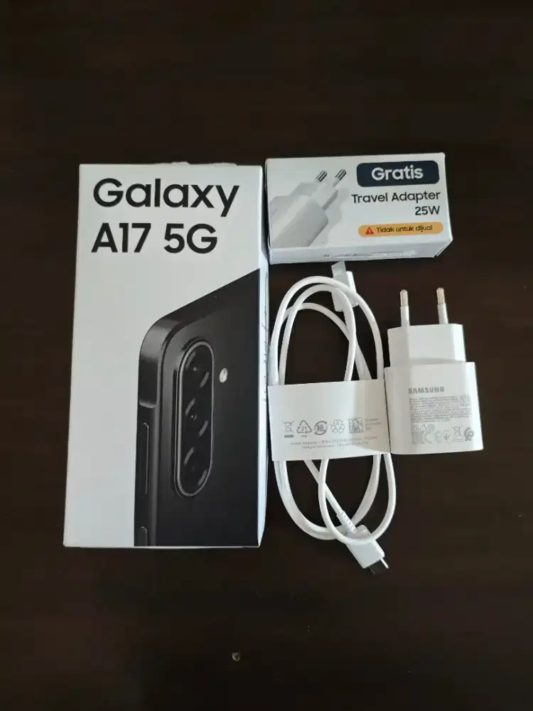 Samsung A 17 5G black like new 99,9% baru beli 3 hari yg lalu