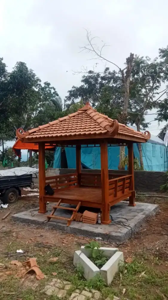 Gazebo bahan kayu jati bayar setelah barang sampai lokasi