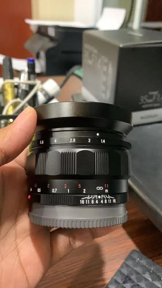 voigtlander Nakton classic 35mm f/1.4