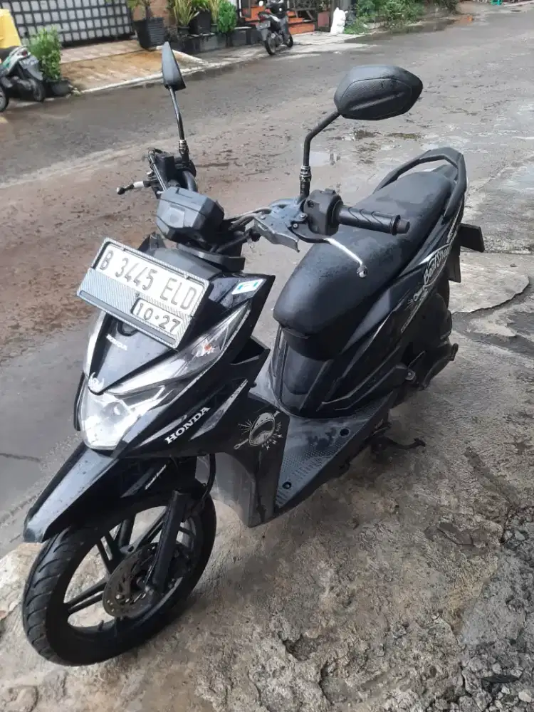 Honda Beat Street 2017 ss lengkap mesin bagus,Stater On,plat B Depok
