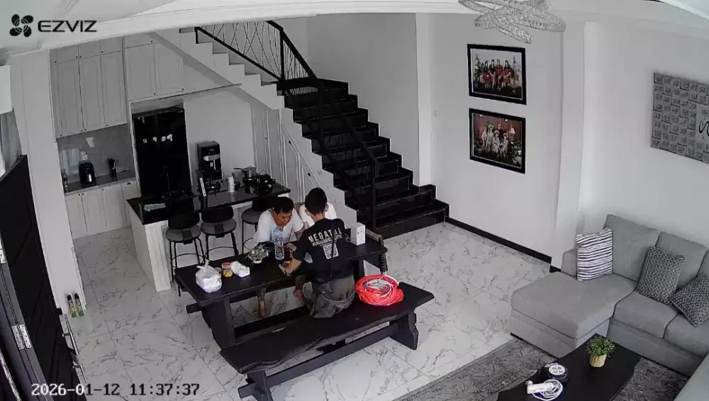 IP SMART CCTV TERBARU DILENGKAPI ALARM BERBUNYI