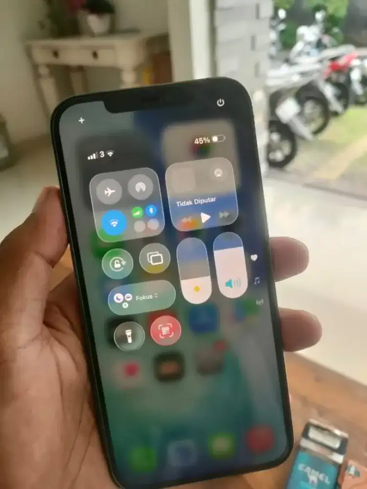 IPHONE 12PROMAX INTER BISA KARTU TREE DNA INDOSAT