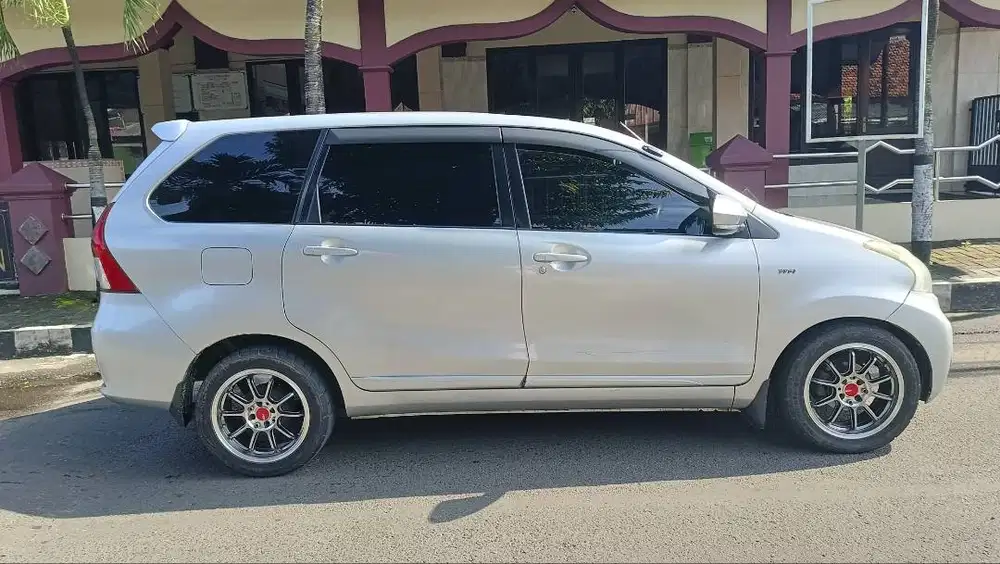 Avanza 2012 matik tipe G