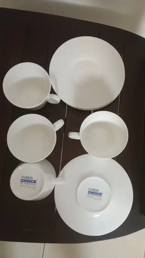 Import Set Gelas Tamu Multiple Choice