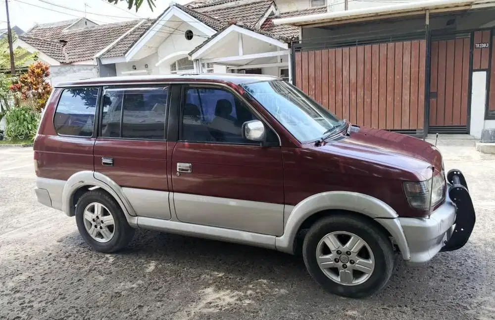 Mitsubishi Kuda Super Exceed Tahun 2000 Bensin