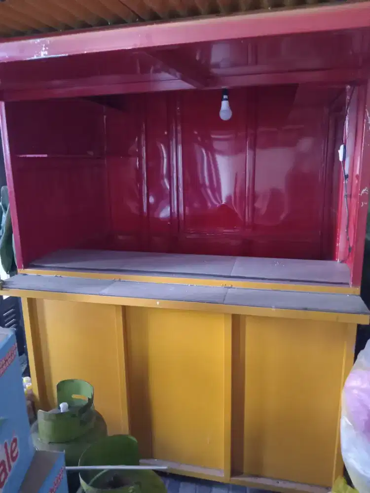 Booth plat semi container