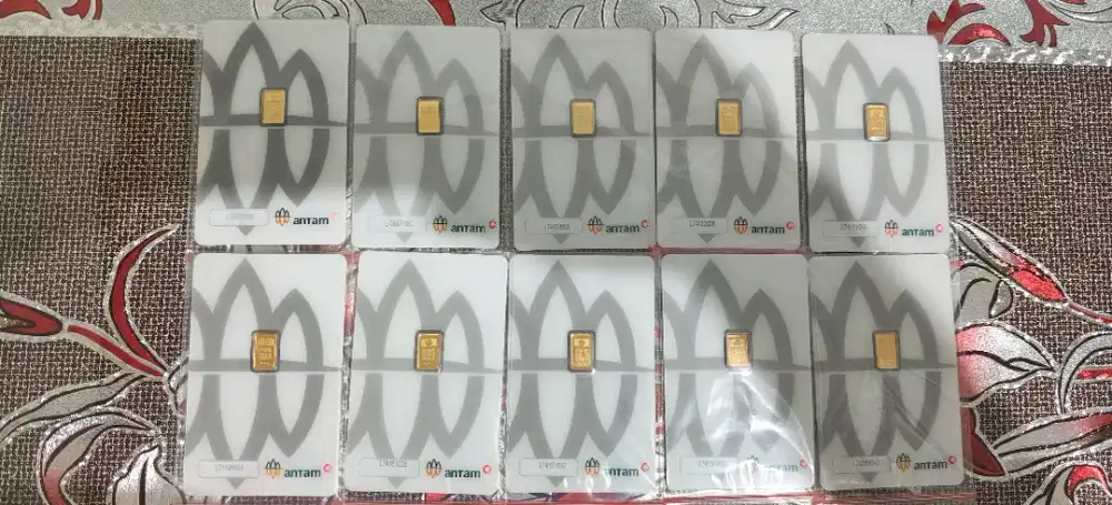 Jual Logam Mulia Emas Antam pecahan 0.5 gram th 2025