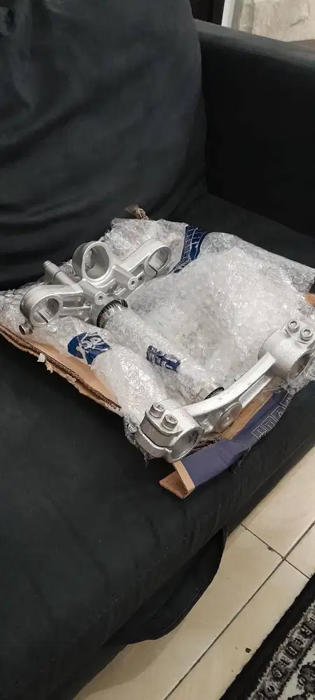 Gorilla Segitiga T Set Ninja As Shock 33 PNP Komstir Tiger Megapro