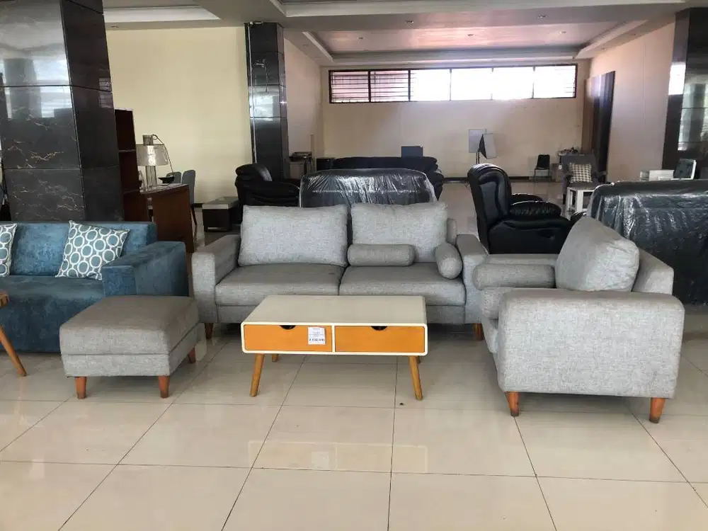 SOFA GZ FIGNA 3 1 + PUFF KOTAK X BB