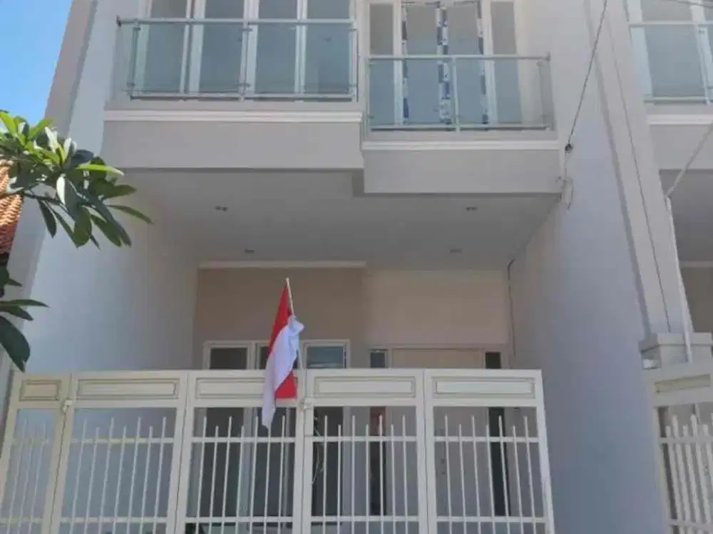 Dijual Rumah Mewah Mulyosari harga sangat terjangkau