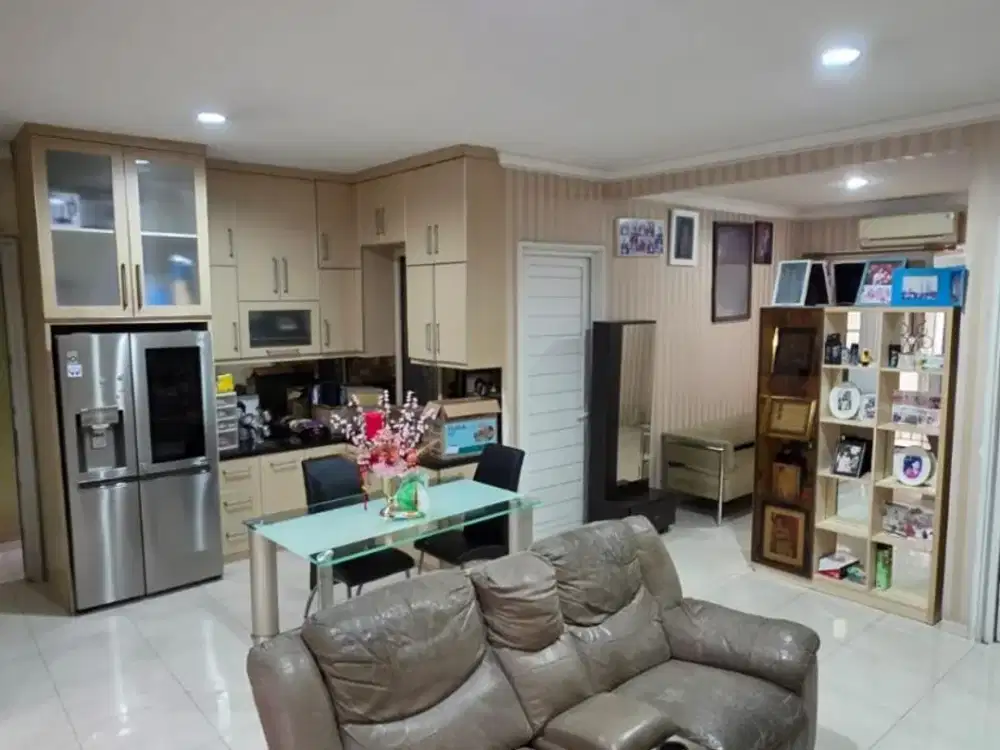 Dijual Rumah Mewah Furnished Siap Huni di Cluster Olivia Alam Sutera