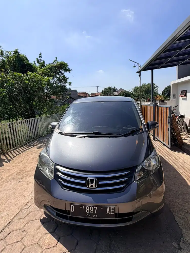 Honda Freed 2011 Bensin