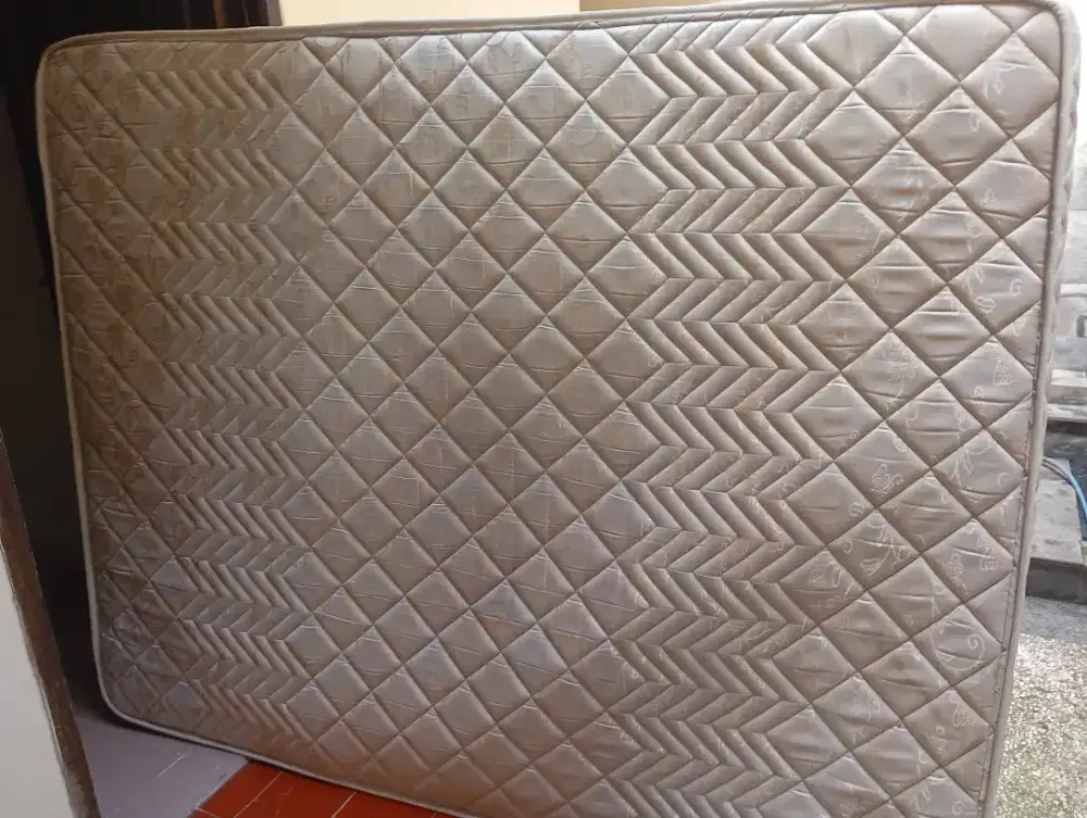 spring bed ukuran 200x180cm