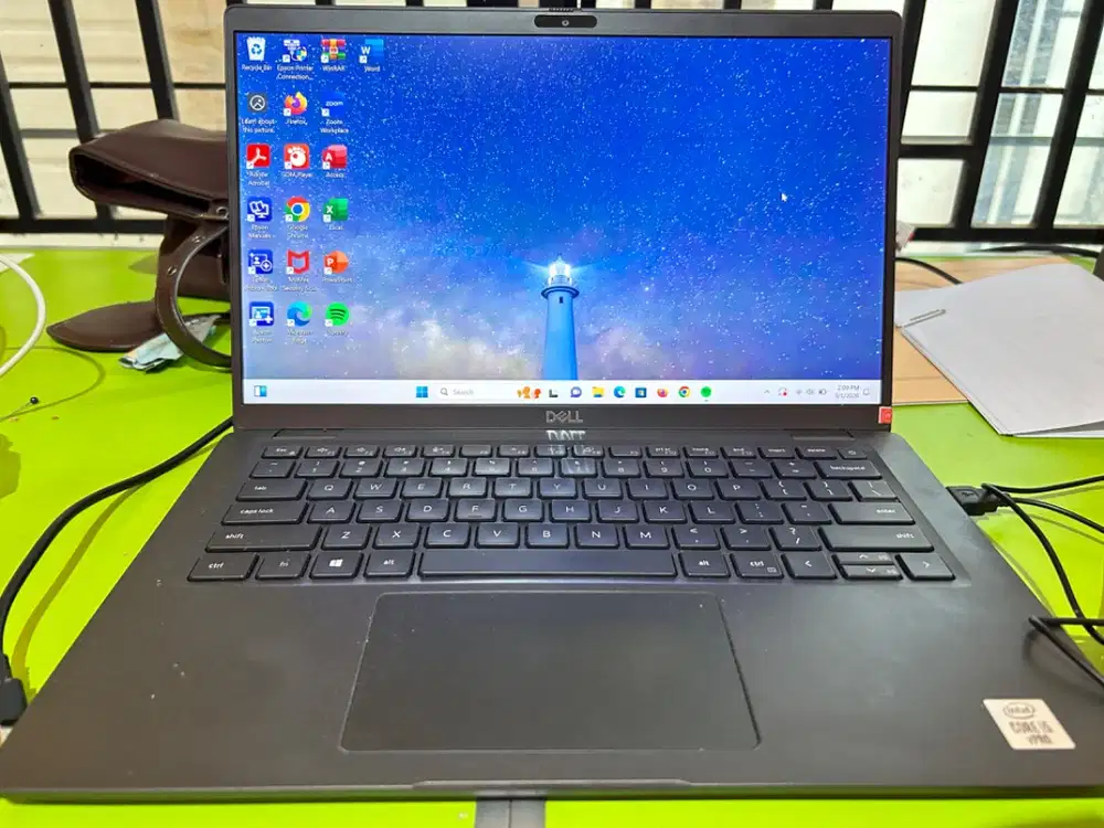 Dell Latitude 7410 Core i5 Gen 10 RAM 16GB SSD NVMe 256GB Layar IPS 14