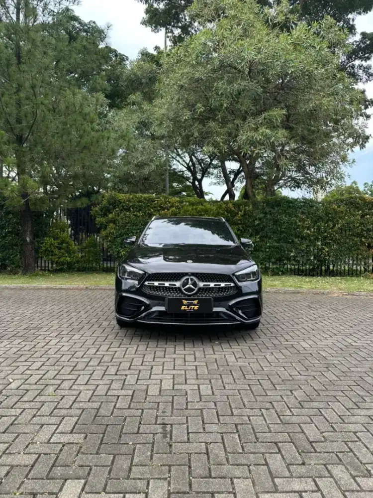 Mercedes Benz GLA 200 AMG 2025
