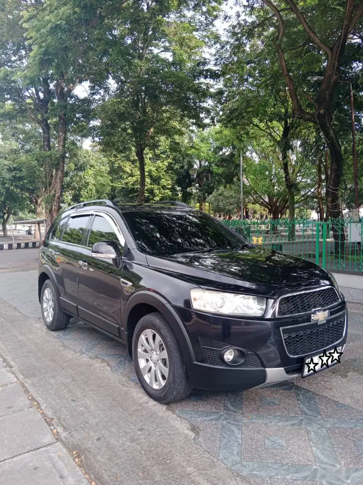 Chevrolet Captiva 2.0 AT Diesel Istimewa
