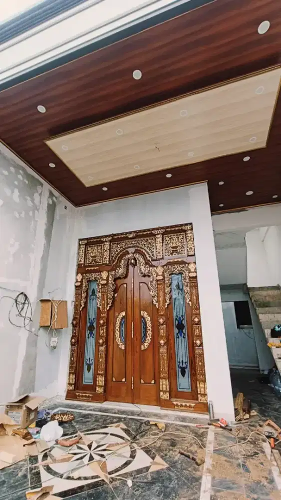 Kusen pintu ukir Jepara