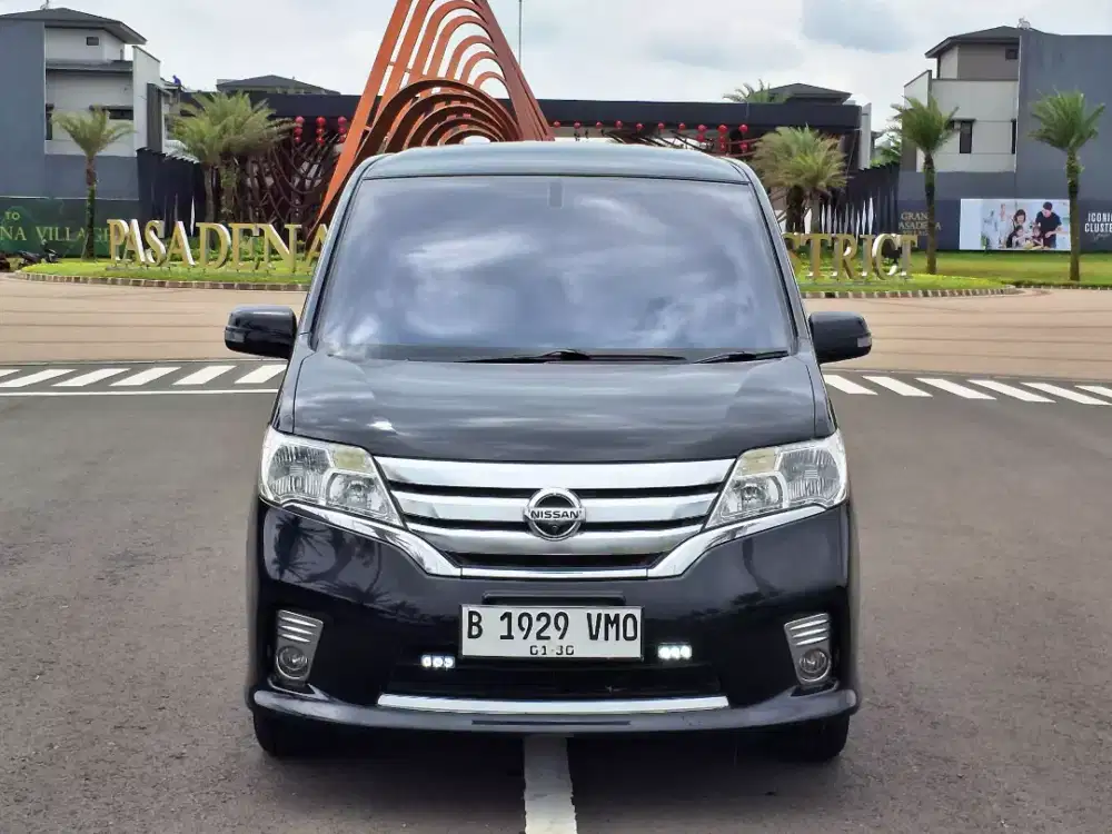 Nissan Serena Hws 2.0 at 2013