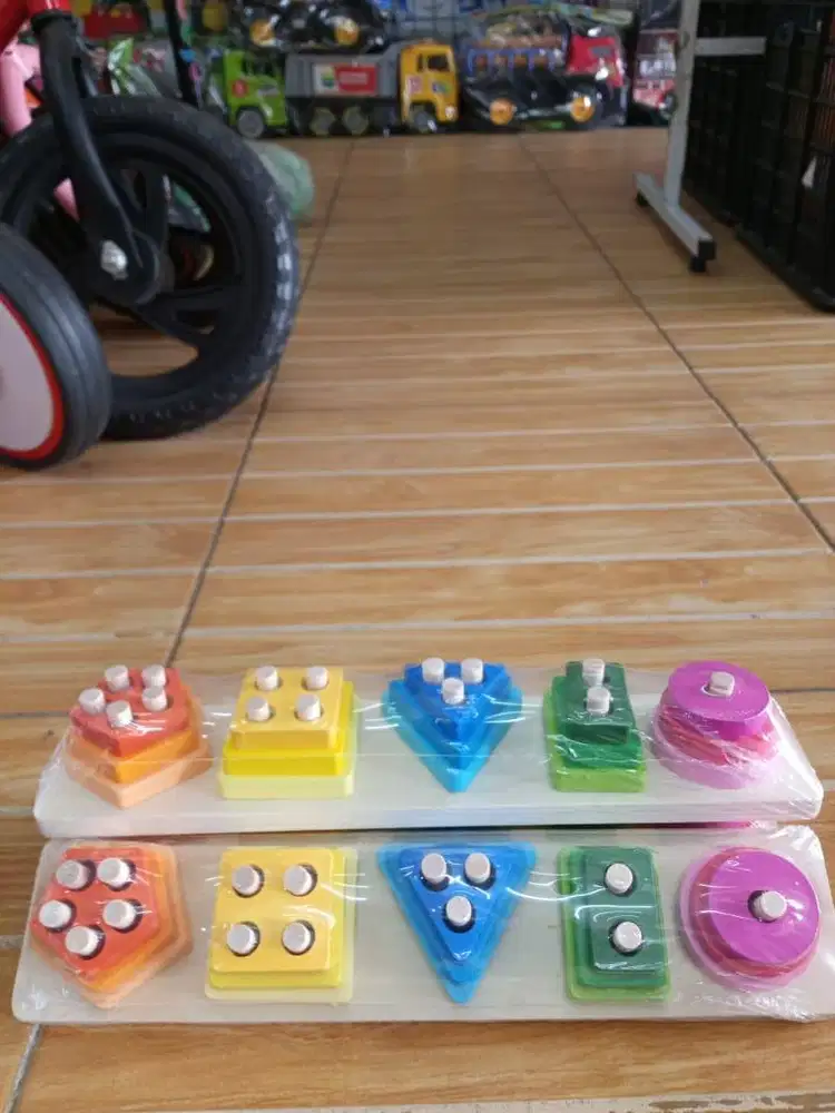 mainan anak puzzle balok kayu geometri