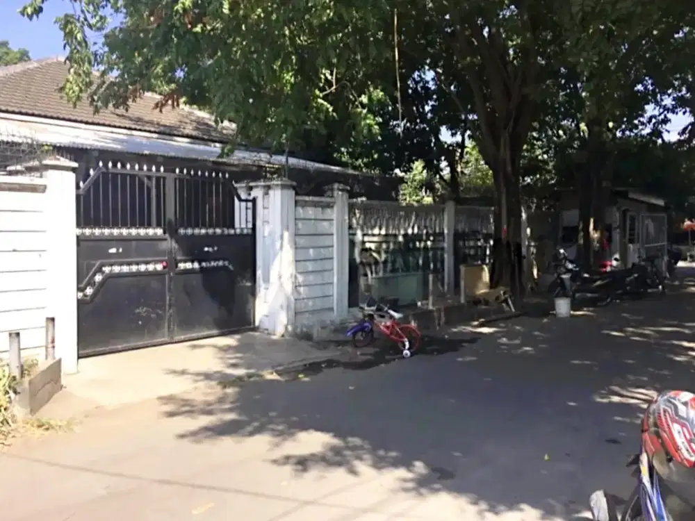 DIJUAL RUMAH TENGAH KOTA SURABAYA JALAN KAWI DEKAT RAYA ARJUNO
