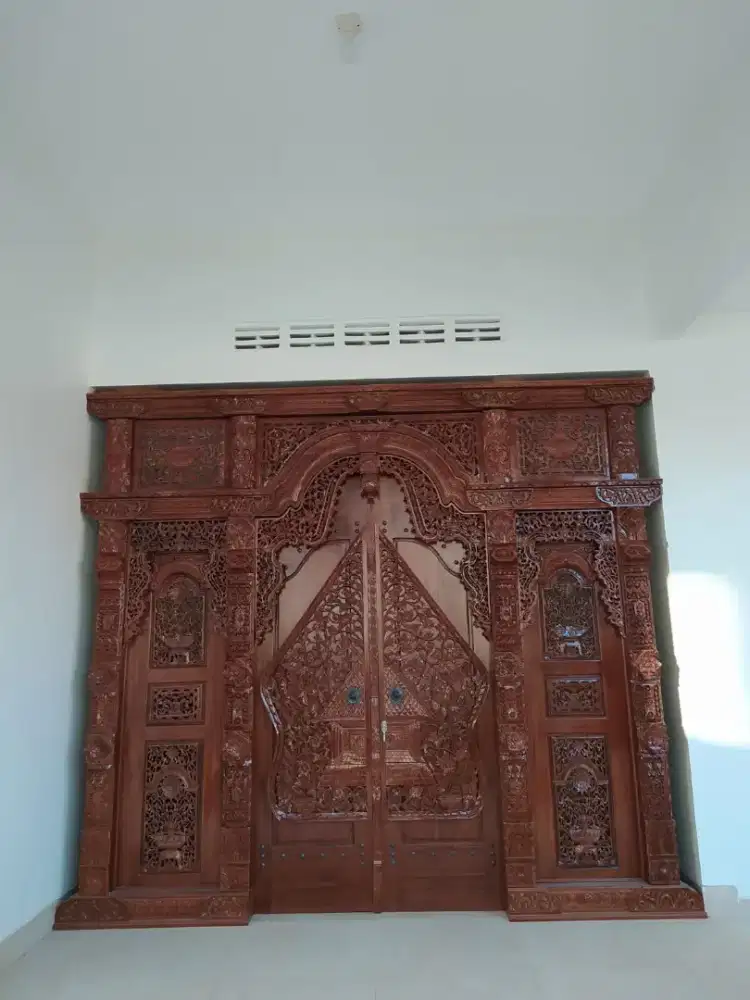Gebyok pintu jendela ukir full 1 rumah