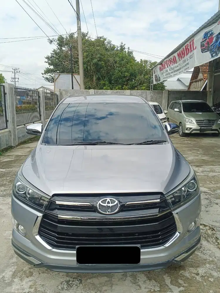 Toyota Venturer 2.0 AT 2018