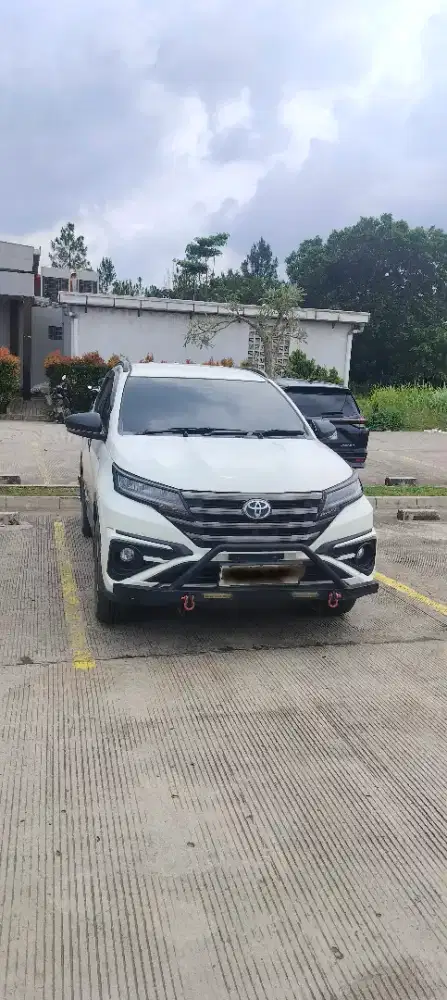 Mobil Rush GR Sport jual cepat Rp.255.000.000 bisa nego sampe jadi