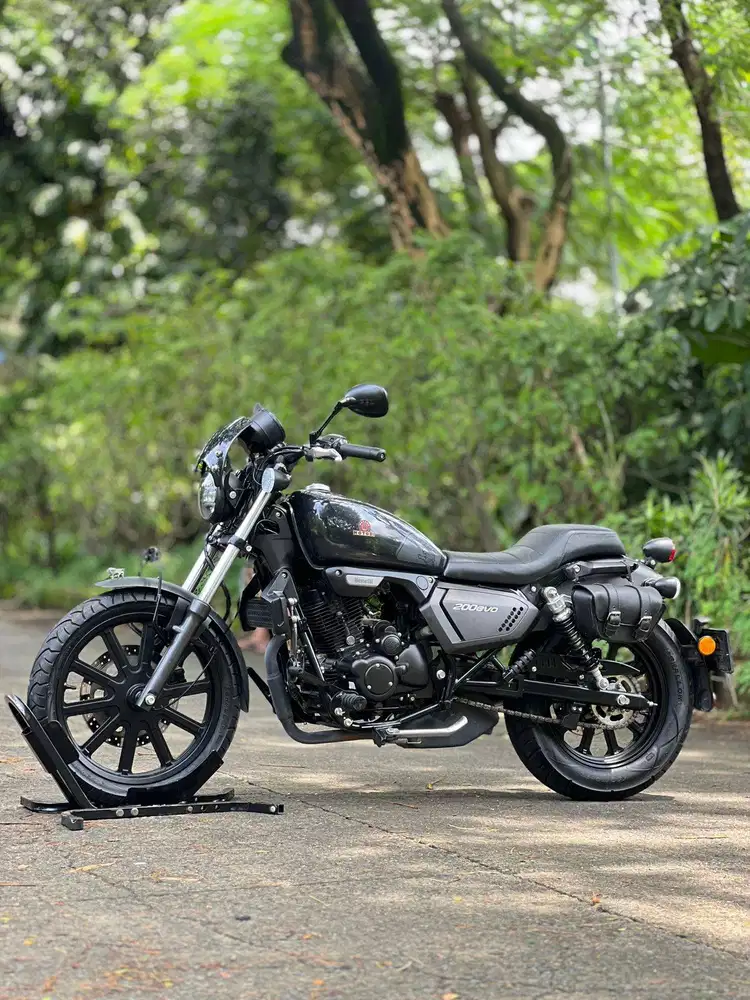 BENELLI MOTOBI 200 EVO 2025 BLACK KM 2K PAJAK ON LIKE NEW