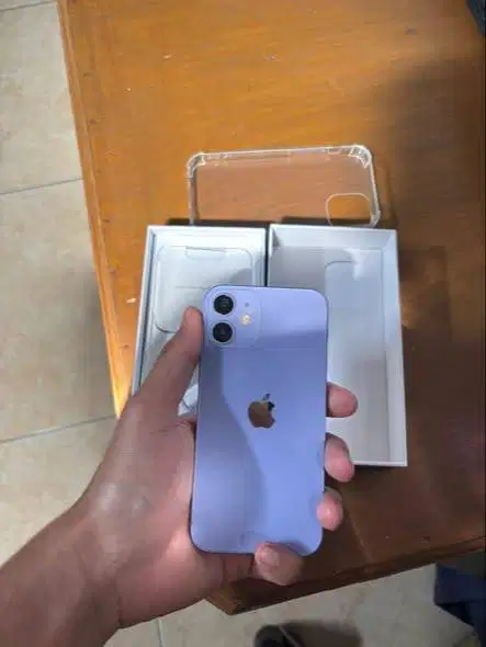 iPhone 12 mini warna biru
