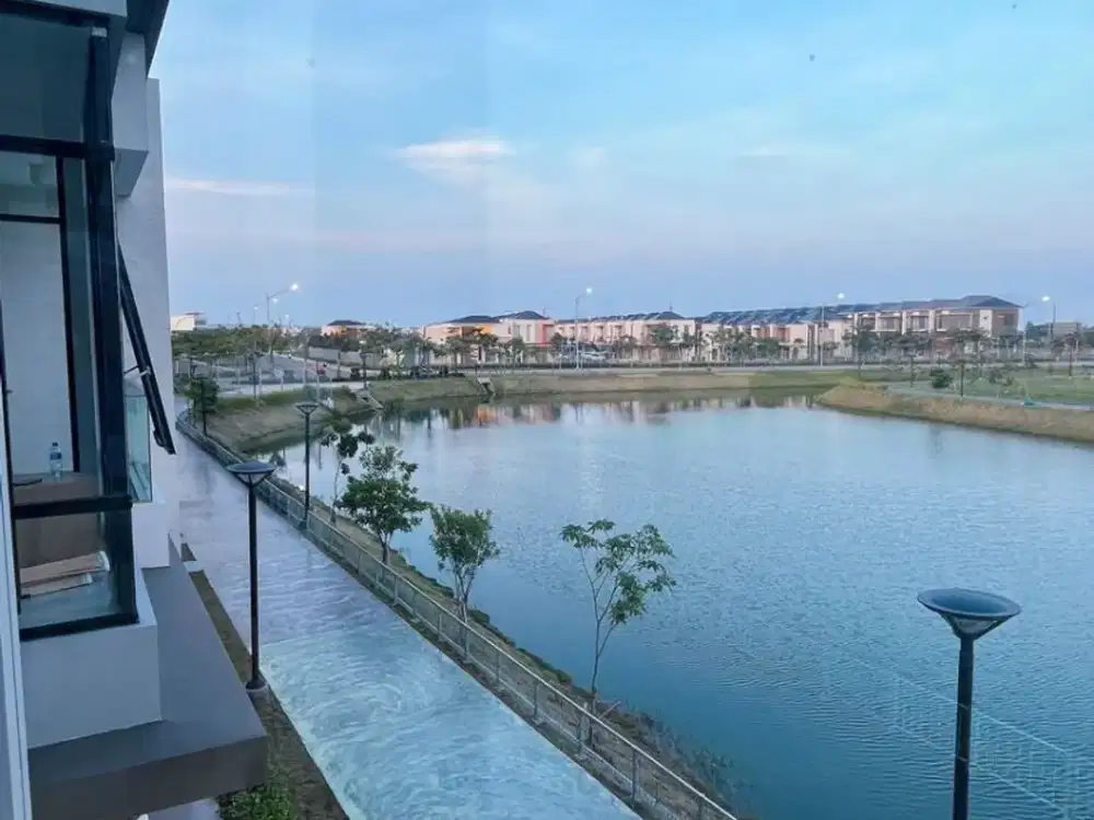 DISEWAKAN RUMAH PIK 2 UK 8X15 (2 LANTAI) VIEW DANAU CLUSTER DENVER TERMURAH