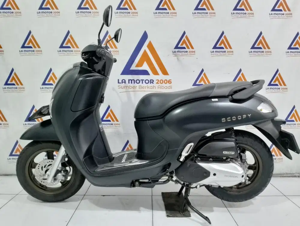 SCOOPY PRESTIGE 2025 | GRESS LIKE NEW | KREDIVO | TT | CC0%