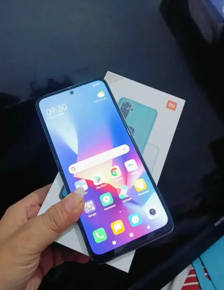 Redmi note 10 4+2/64 fullset mulus layar jernih super amoled.