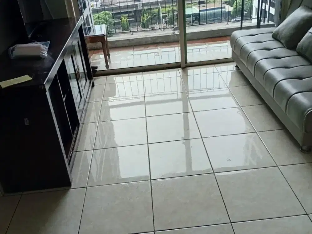 SEWA Perbulan atau pertahun apartemen city home mall of indonesia tower Miami lantai 09 full furnish NEGO