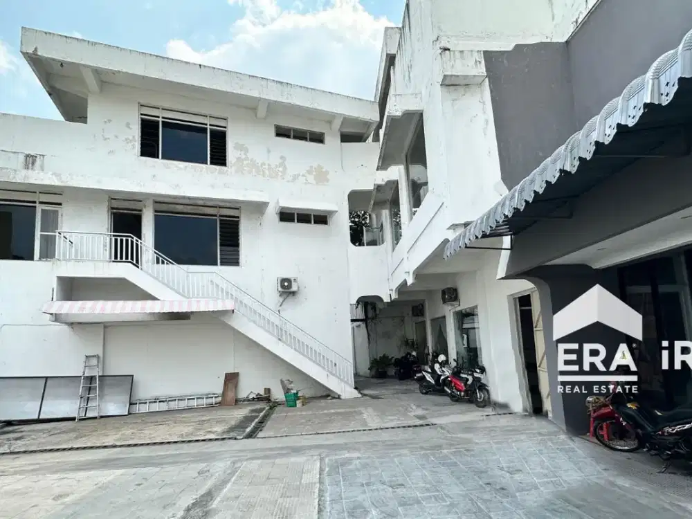 DISEWAKAN RUANG USAHA DI BANJARSARI SURAKARTA