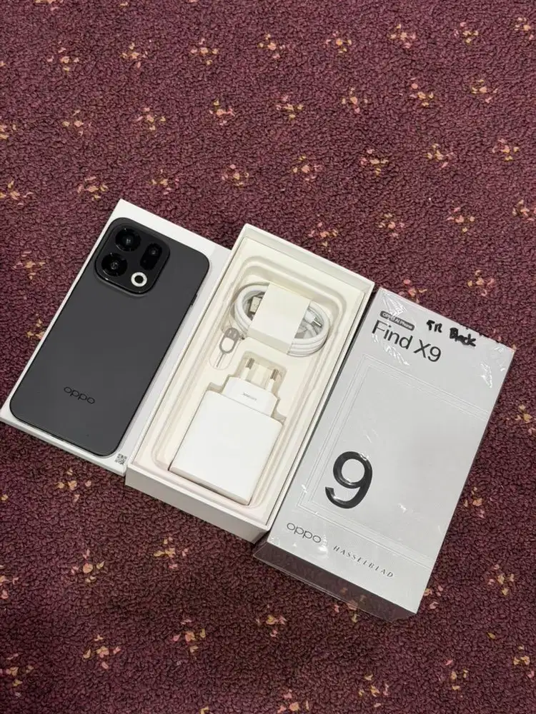 Oppo Find X9 16/512GB Garansi november 2026