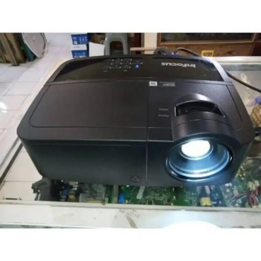 Infocus in112a ,hdmi, 3500 lmn, terang,