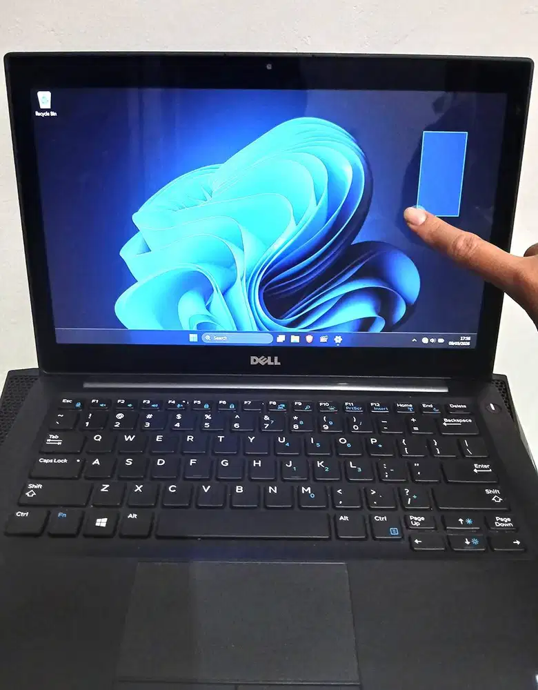 Latitude 7280 i7 7600U Touchscreen - 8/256GB DDR4 & SSD - Windows 11