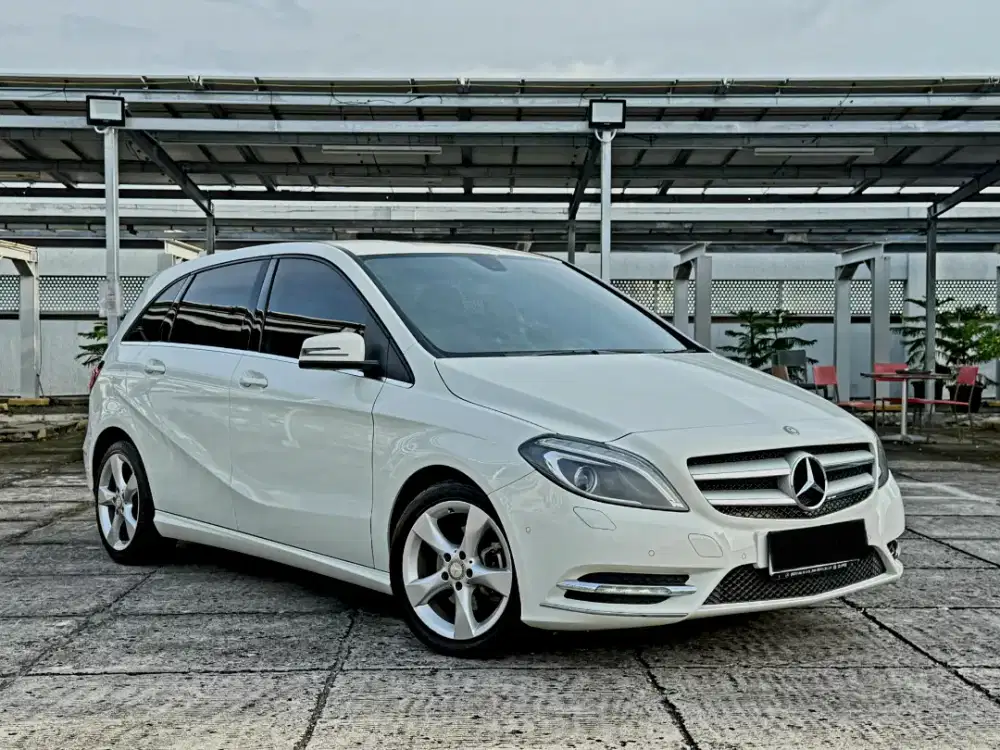 Mercedes-Benz B200 Sport 2014