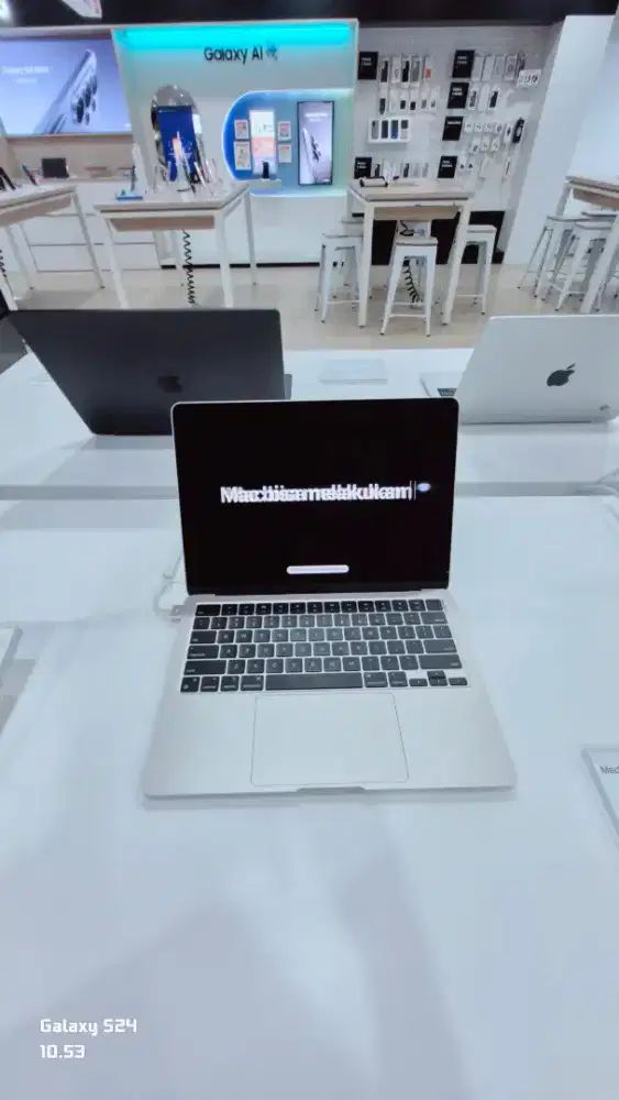 MACBOOK AIR (13 INCI)