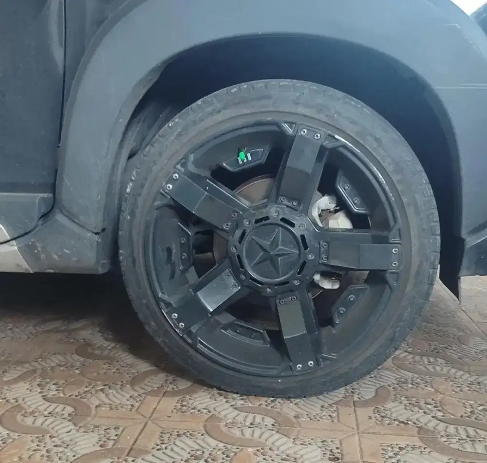 VELG R18 HSR RASTA 2 & BAN 225/45 R18