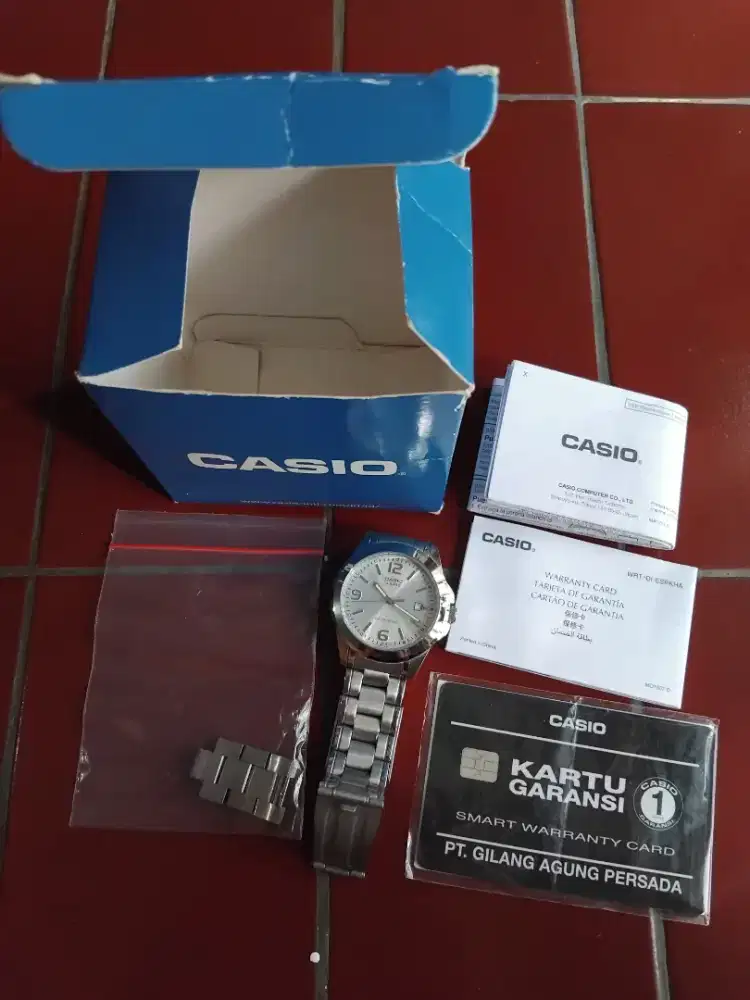 Jam tangan pria CASIO MTP-1215