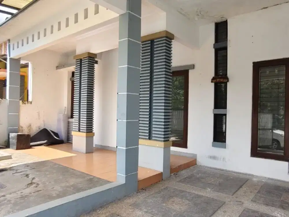 Disewakan rumah di Cluster Aralia Harapan indah 2 Bekasi