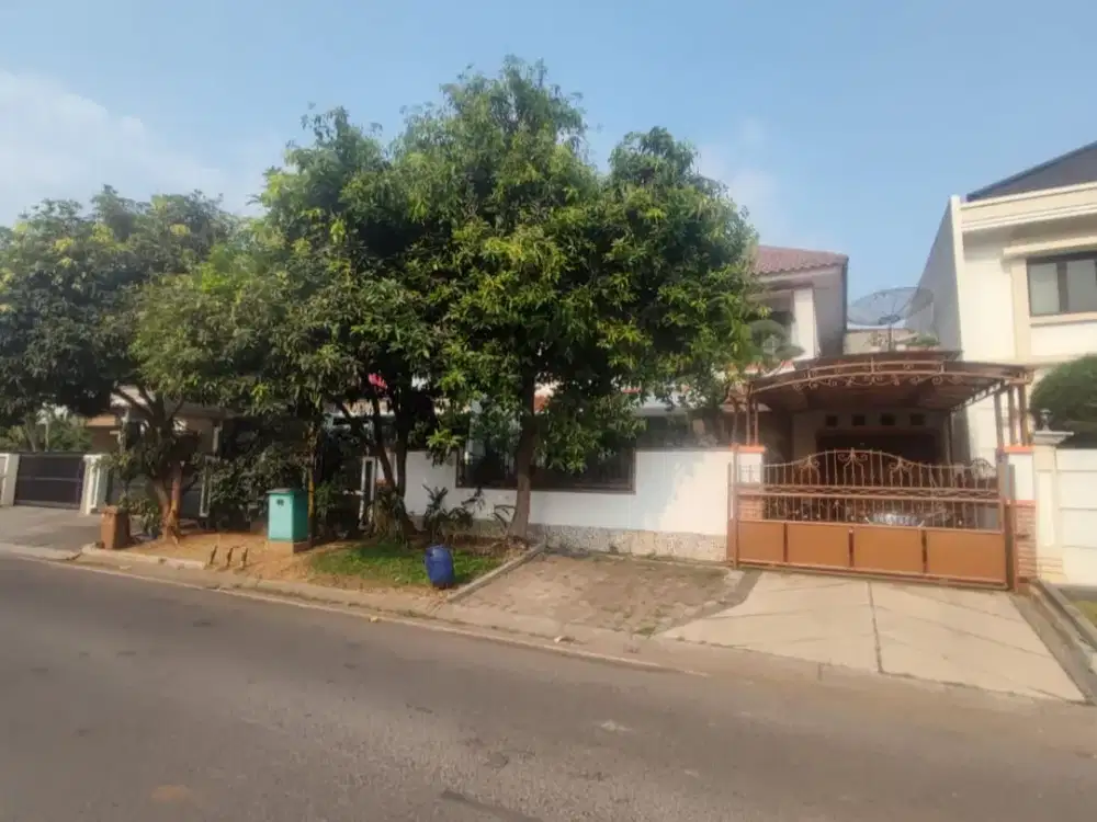 Rumah Mewah Posisi Boulevard Strategis Di Cluster Depan Kota Wisata Cibubur