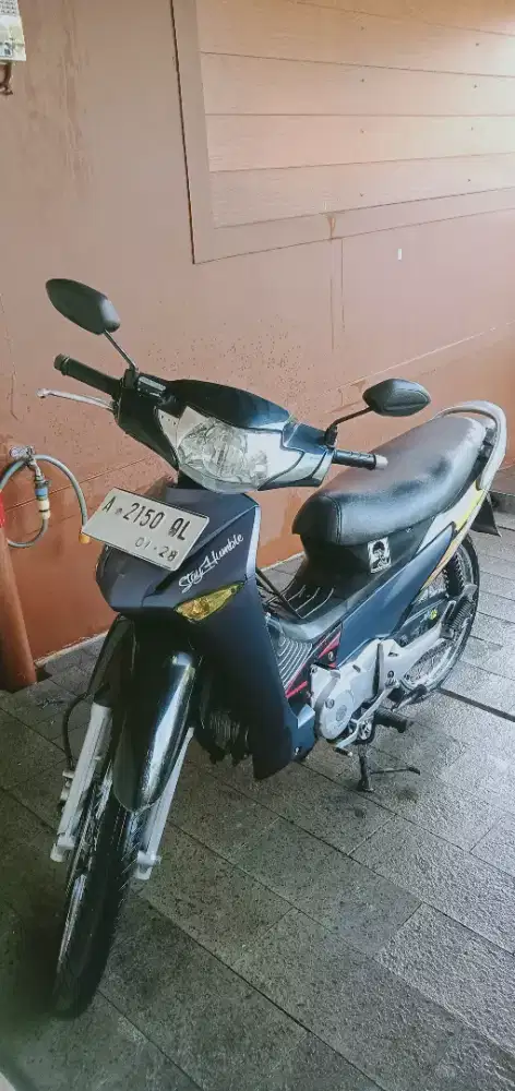 Di jual Supra x 125 th 2006