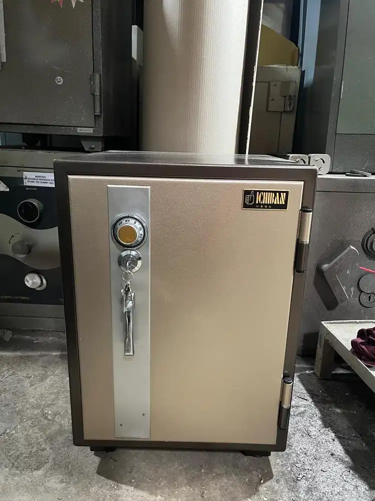 Brankas/Brangkas Ichiban HSC-60A